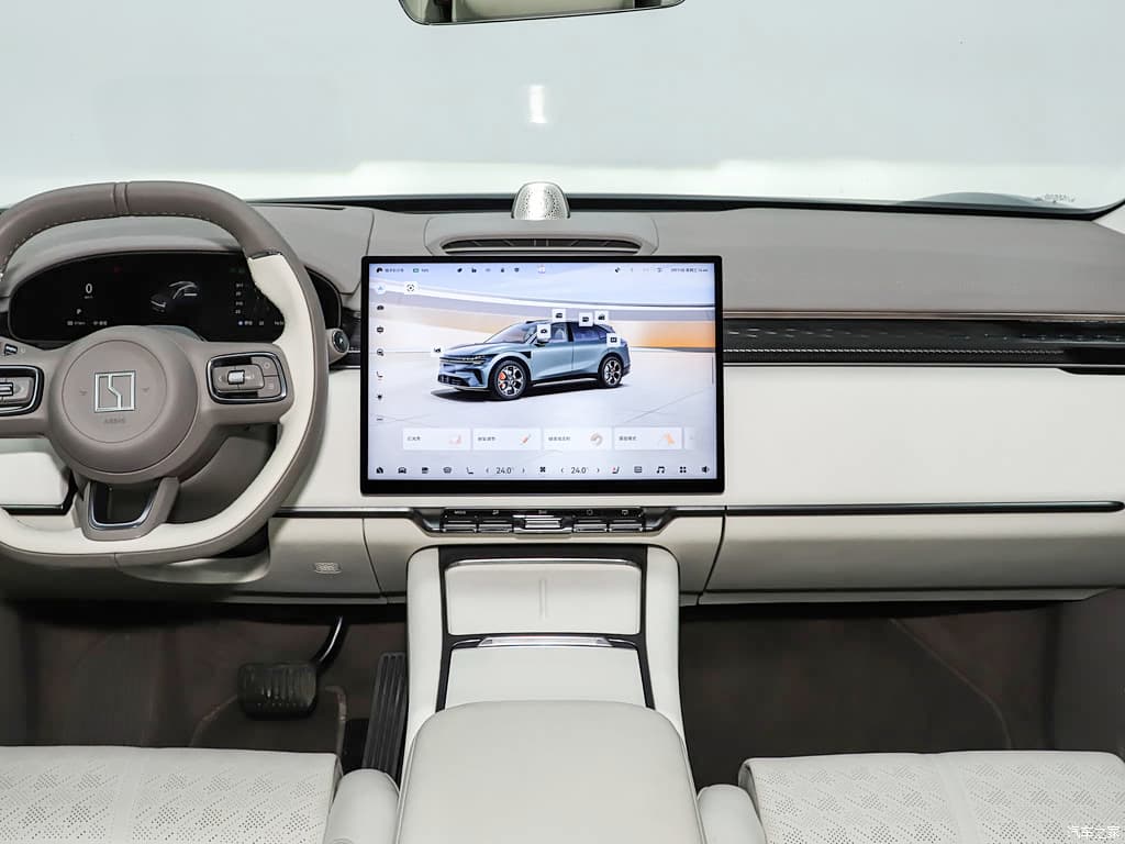 2026 Zeekr 7X — للتصدير