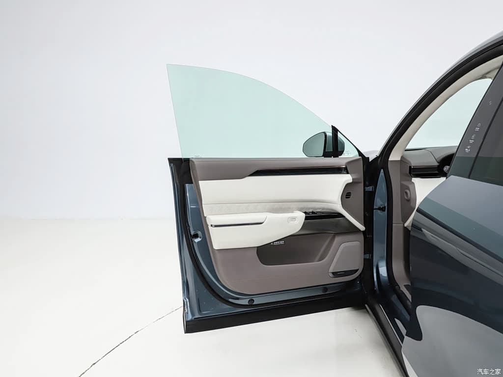 2026 Zeekr 7X — للتصدير